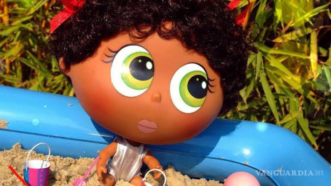 Marca mexicana de juguetes vende muñeca morena, la llama 'Mole de Olla'