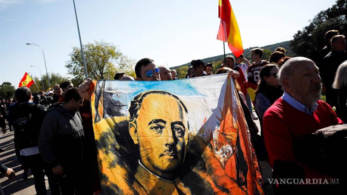 $!España da un paso histórico sacando al dictador Francisco Franco de su mausoleo