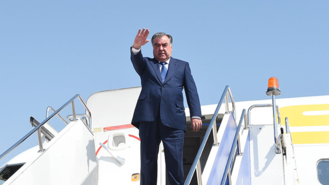 Presidente de Tayikistán estrena avión presidencial de México; hace visita a China
