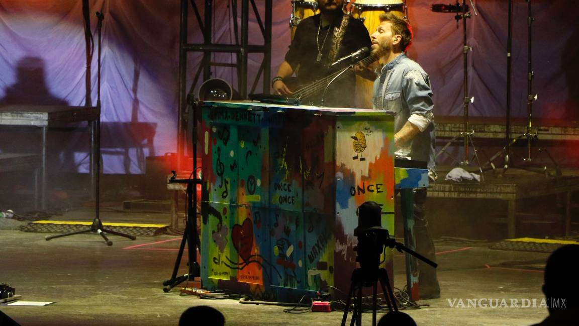 $!Laten al ritmo de Sin Bandera y Camila