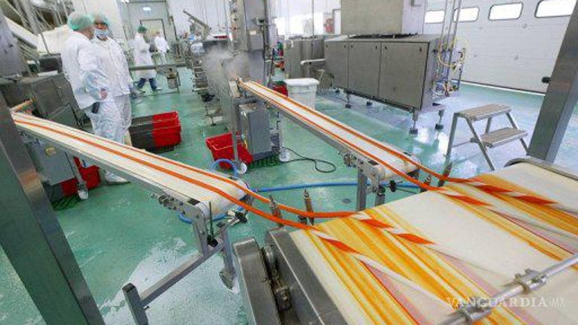 $!Así se hace el surimi o ‘palitos de cangrejo’ y podría darte asco, pero en realidad no es tan malo