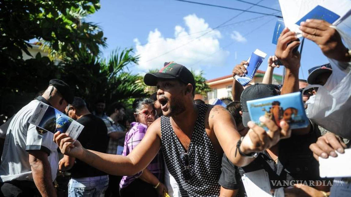 Cubanos prefieren morir en Colombia a ser deportados