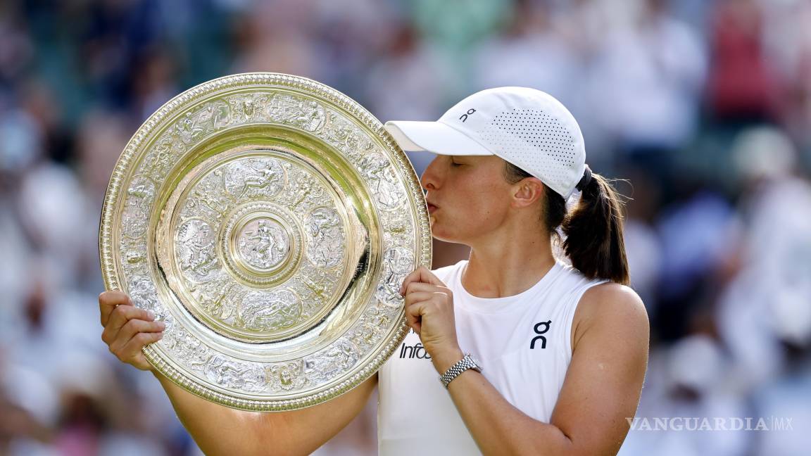 Iga Swiatek es campeona histórica en Wimbledon al vencer 6-0, 6-0 a Amanda Anisimova