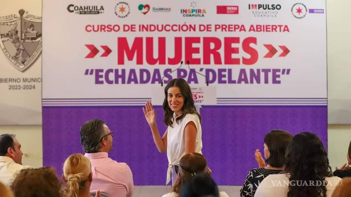 Se inscriben casi mil 500 mujeres coahuilenses en beca para cursar preparatoria