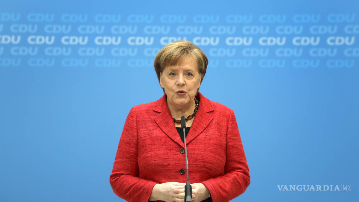 Aún no termina la lucha por la igualdad de derechos de la mujer, dice Merkel