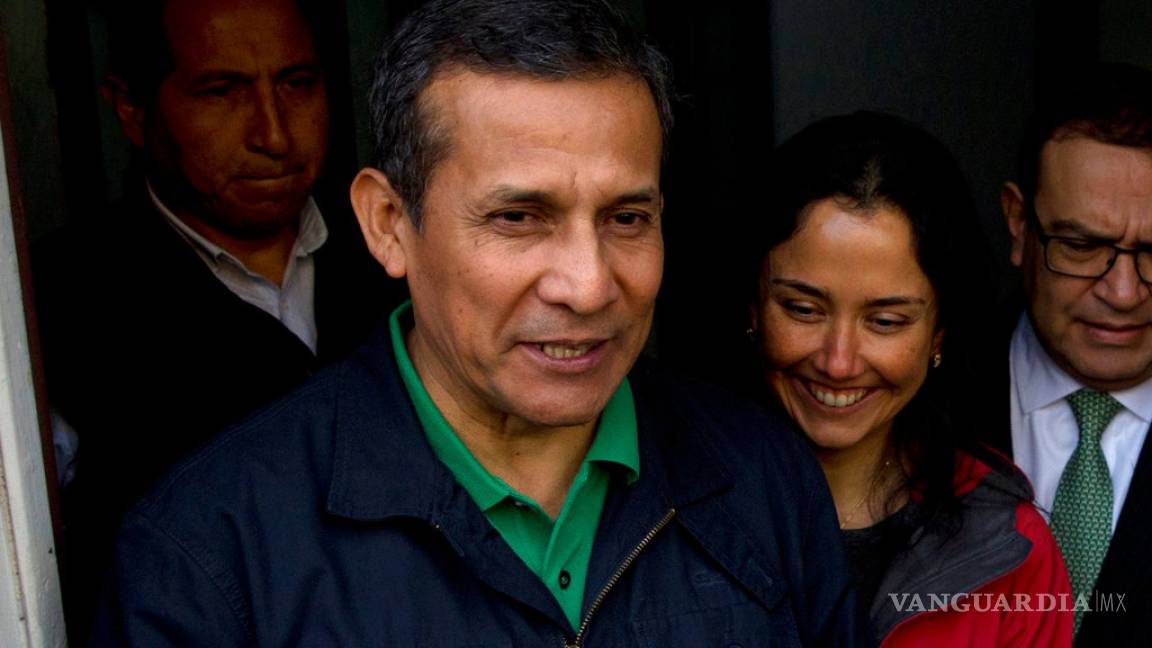 Revocan prisión preventiva a ex presidente de Perú y esposa