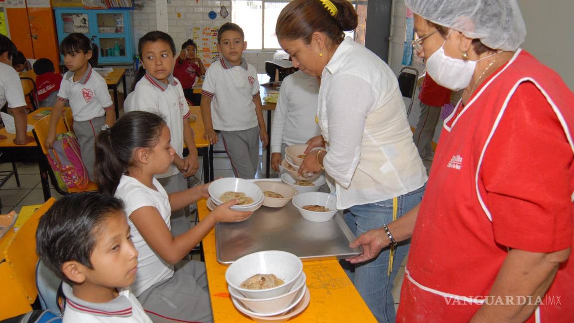 Cocinarán 2 millones de desayunos calientes para alumnos de primarias de Coahuila