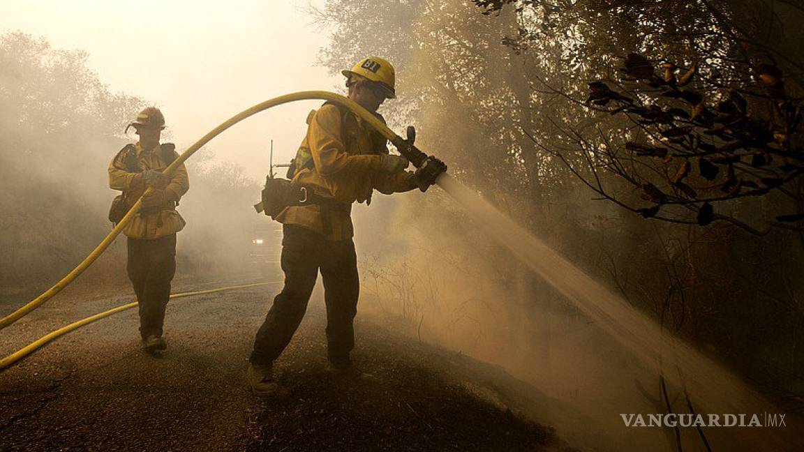 Cuarto día de incendios fuera de control en California