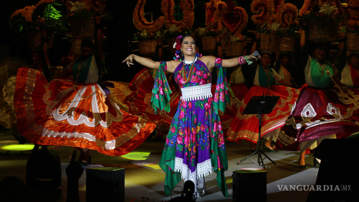 Lila Downs participa en el proyecto musical “muy movido”, una mezcla de cumbias y música tropical