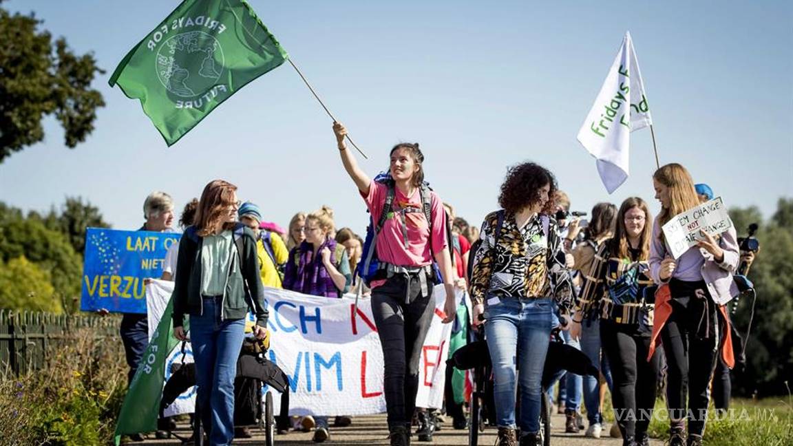 $!"Huelga Global Climática" convoca a miles de jóvenes en el mundo, mira éstas imágenes