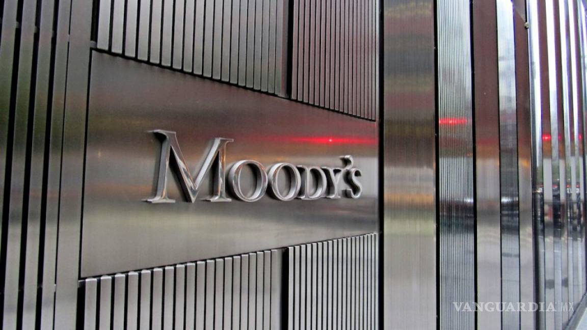 Prevé Moody’s mayor cartera vencida de clientes de bancos en México
