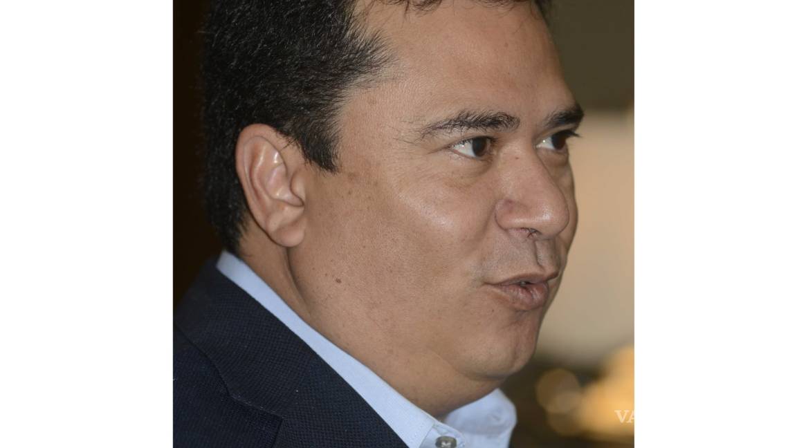 ‘El gobierno debe cuidar intereses de la mayoría’: Reyes Flores Hurtado