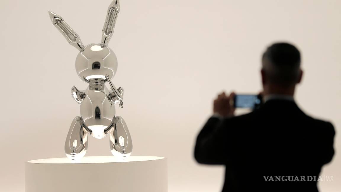 $!“Rabbit" de Jeff Koons supera los 91 mdd y bate récord de artista vivo
