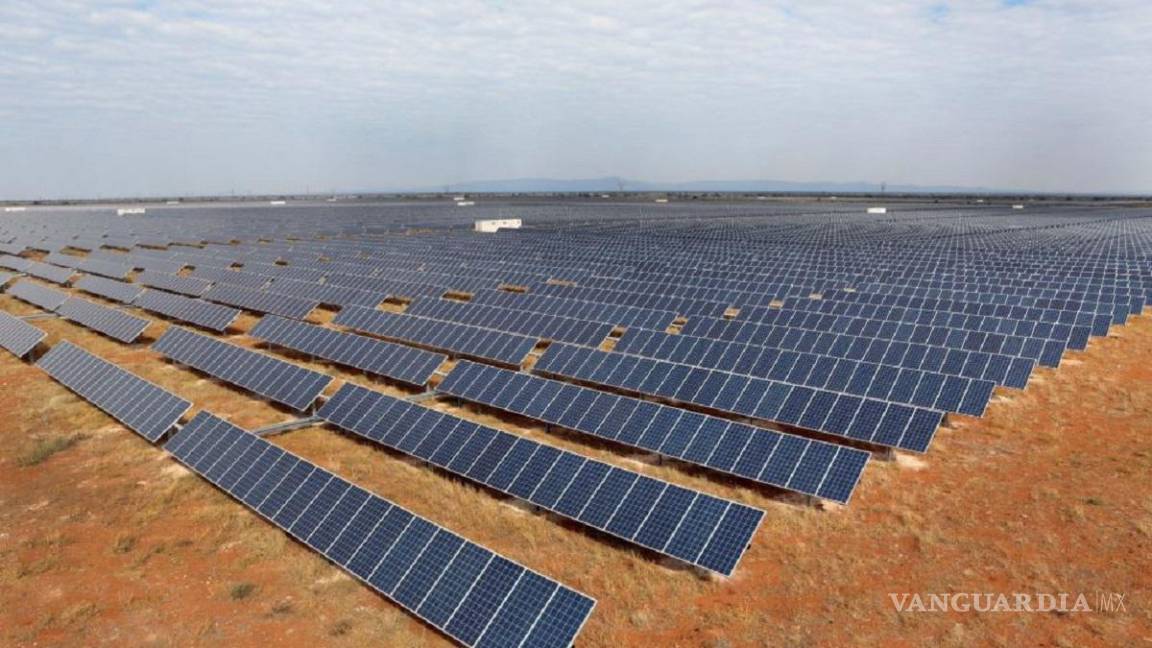 Gobierno de AMLO da 9,641 mdp para arrancar la construcción de parque solar en Sonora