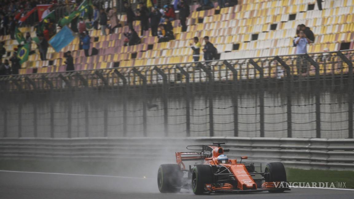 Niebla cancela los segundos libres y deja a Alonso casi sin rodar en el GP de China