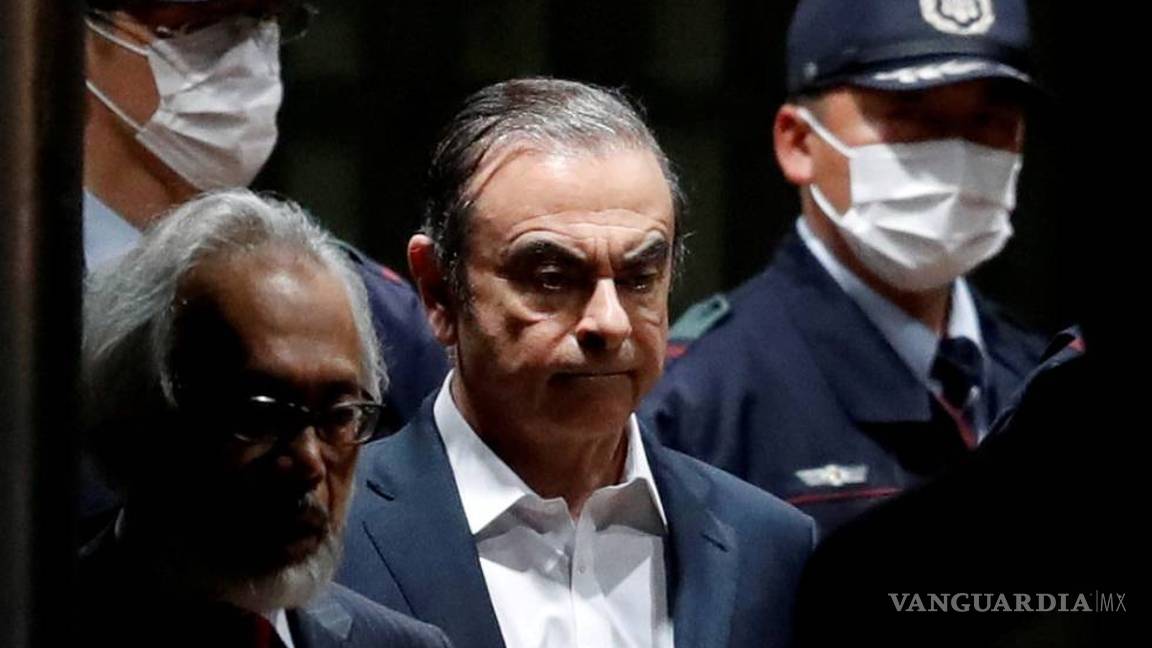 $!Interpol emite ficha roja orden de detención para expresidente de Nissan que huyó de Japón