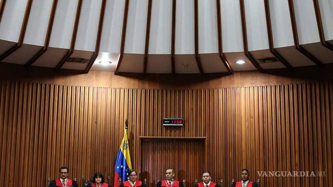 Máximo Tribunal restituye el golpe de Estado en Venezuela