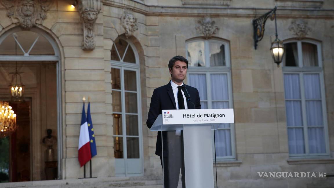 Primer Ministro de Francia anuncia su dimisión, tras la victoria de la izquierda en elecciones