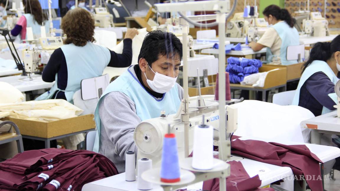 Sube un 2.7% empleo en industria manufacturera en agosto: INEGI