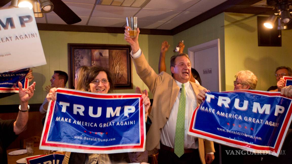 $!Agárrense: Trump aventaja en republicanos; Hillary con demócratas