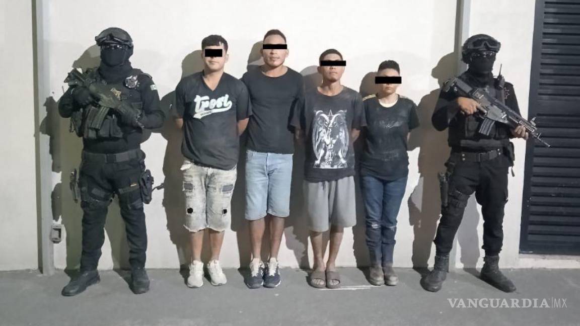 Una menor de 14 años y cuatro adultos son detenidos con 130 dosis de cristal, en Nuevo León