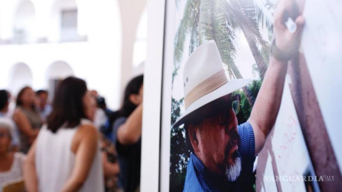 $!Con exposición gráfica, exigen justicia para Javier Valdez en Culiacán