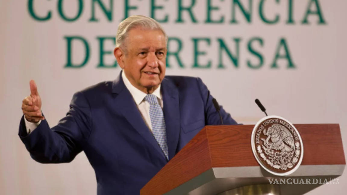 INE exige a AMLO retirar conferencia 'mañanera' del lunes 19 por violar veda de consulta popular