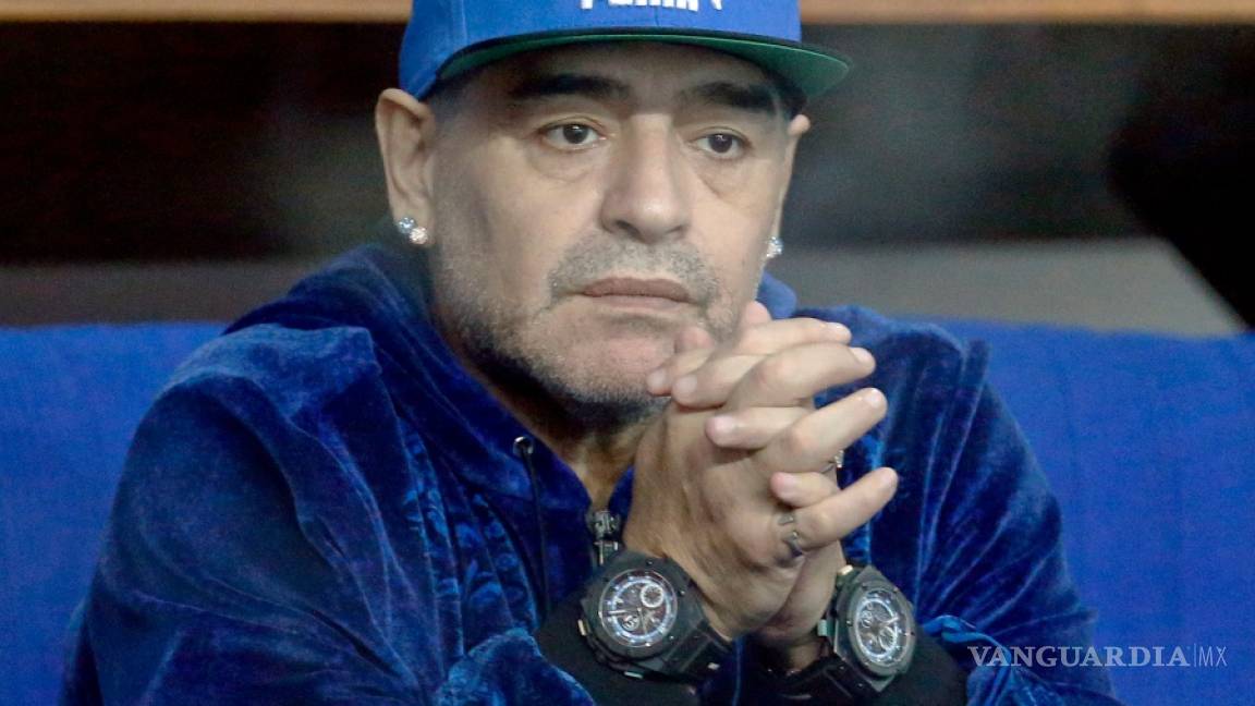 Comencé a consumir drogas a los 24 años en el Barcelona: Maradona