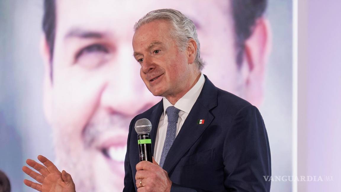 ¿Santiago Creel dejará la contienda presidencial? Exhortan panistas a declinar por Xóchitl Gálvez