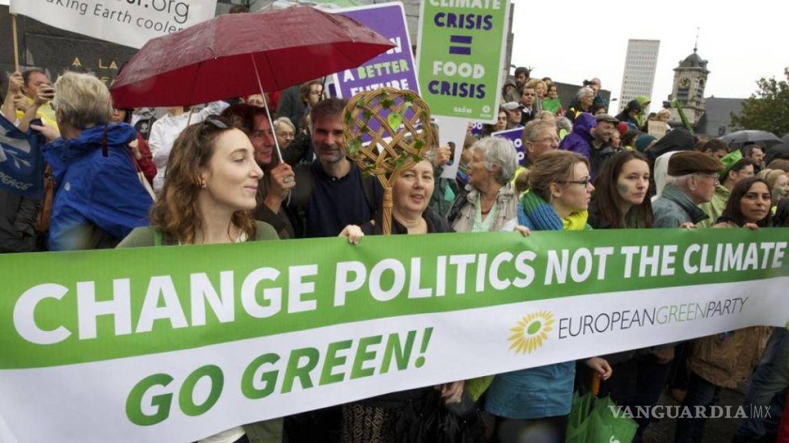 Unas 10 mil personas marchan en Bruselas contra cambio climático
