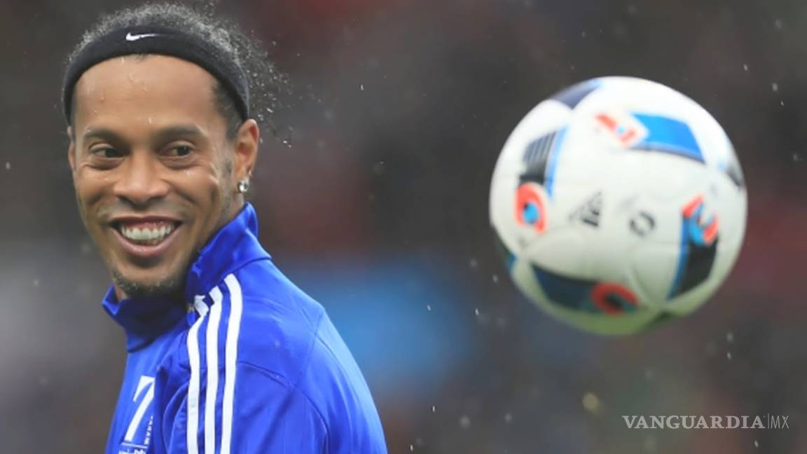 Ronaldinho se retira del futbol profesional