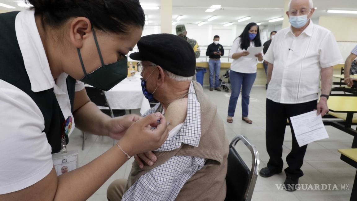 Adultos mayores estarán vacunados antes del 20 de abril: AMLO