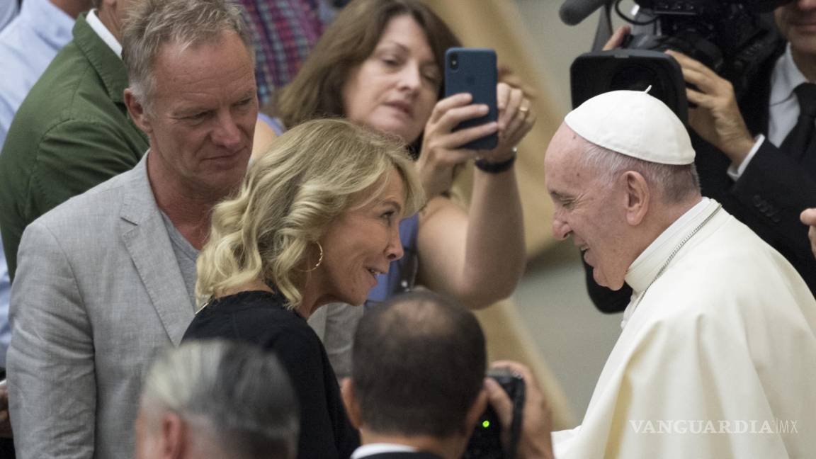 Recibe el papa Francisco a Sting y a su mujer Trudie Styler en el Vaticano