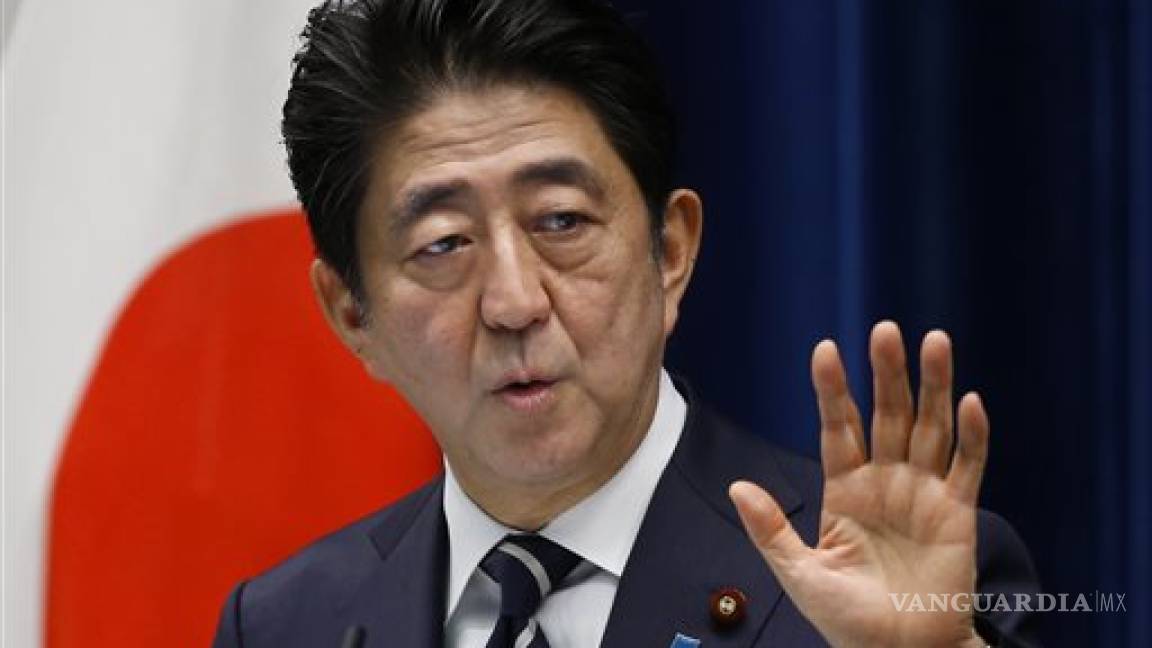 Primer ministro de Japón ratifica plan para elevar impuesto sobre el consumo