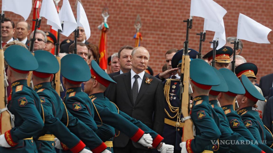 Putin preside desfile militar en aniversario victoria sobre la Alemania nazi