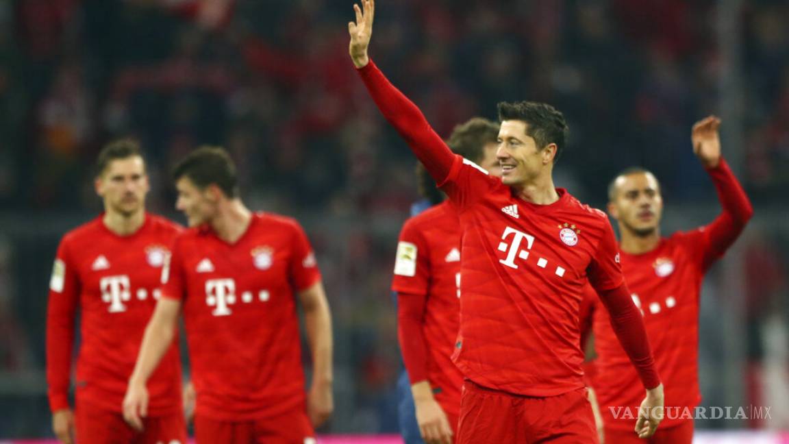 Bayern Munich goleó al Dortmund y acecha la cima de la Bundesliga