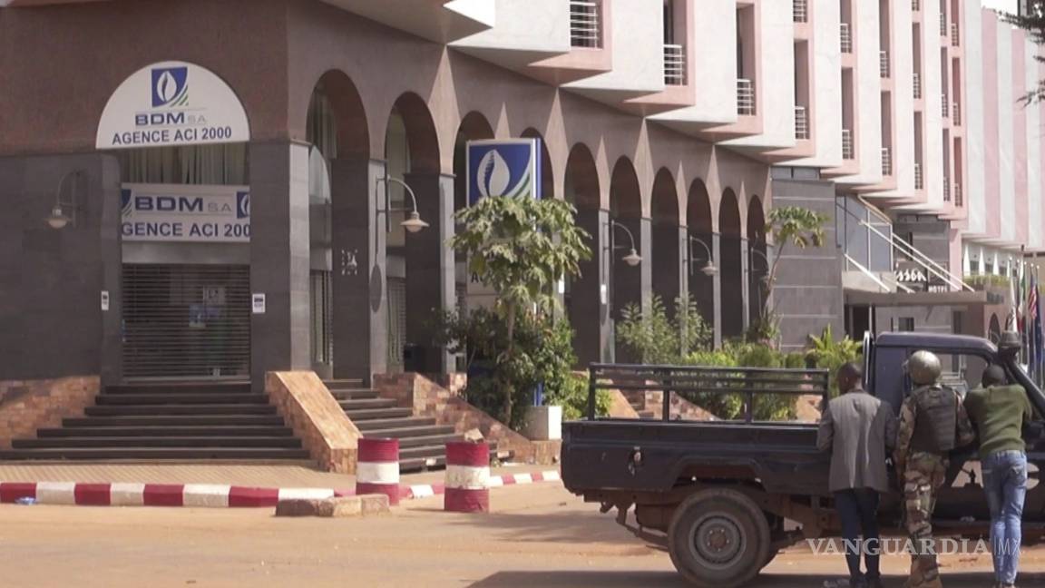 Fuerzas de EU colaboran en operativo para liberar a rehenes en hotel de Mali