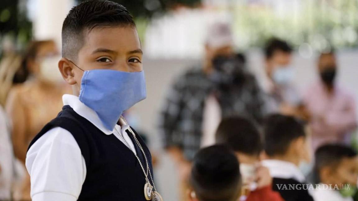 El uso del cubrebocas y la sana distancia no se eliminarán en escuelas de Coahuila