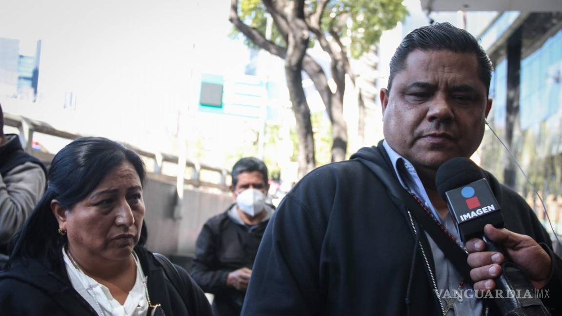 Van padres de Debanhi Escobar a la FGR; exigen respuestas