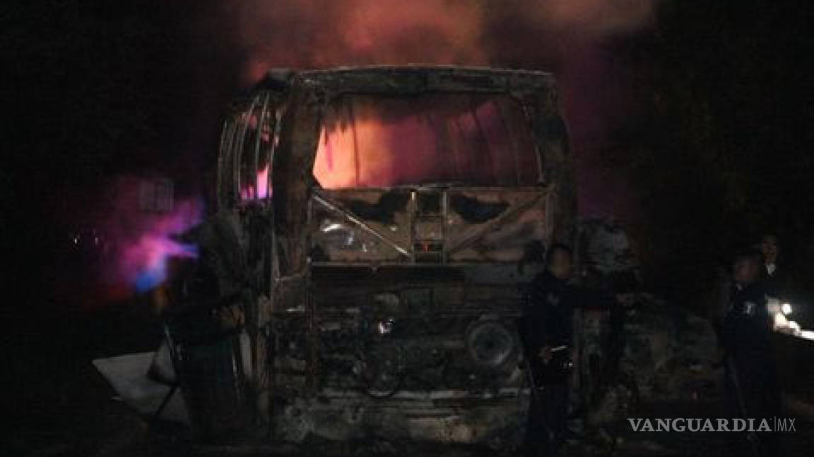 20 muertos en choque de autobús en la México-Tuxpan