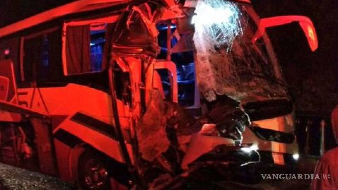 Choque de autobuses en Brasil deja 9 muertos