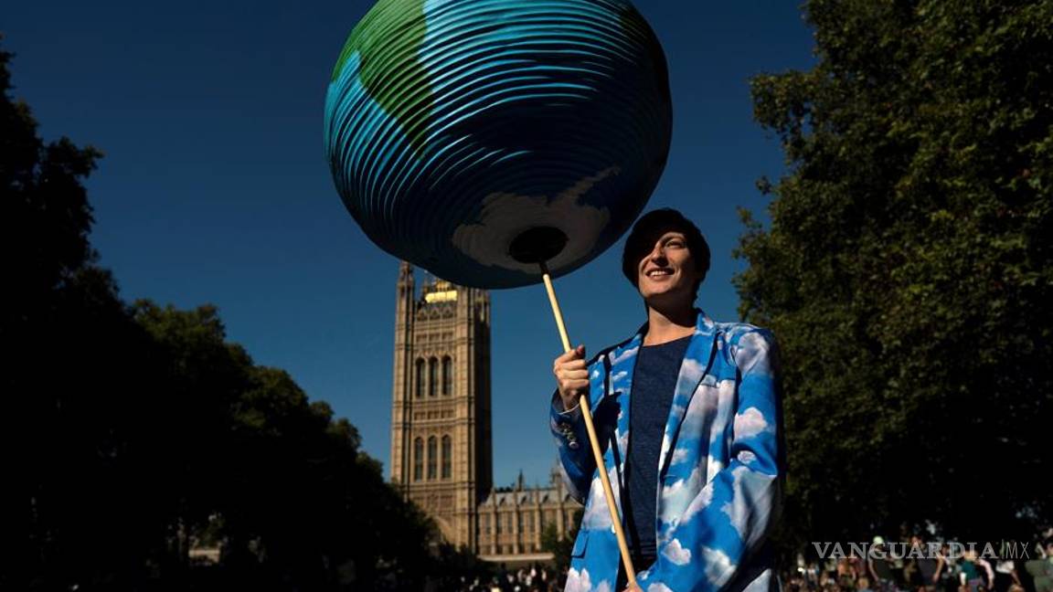 $!"Huelga Global Climática" convoca a miles de jóvenes en el mundo, mira éstas imágenes