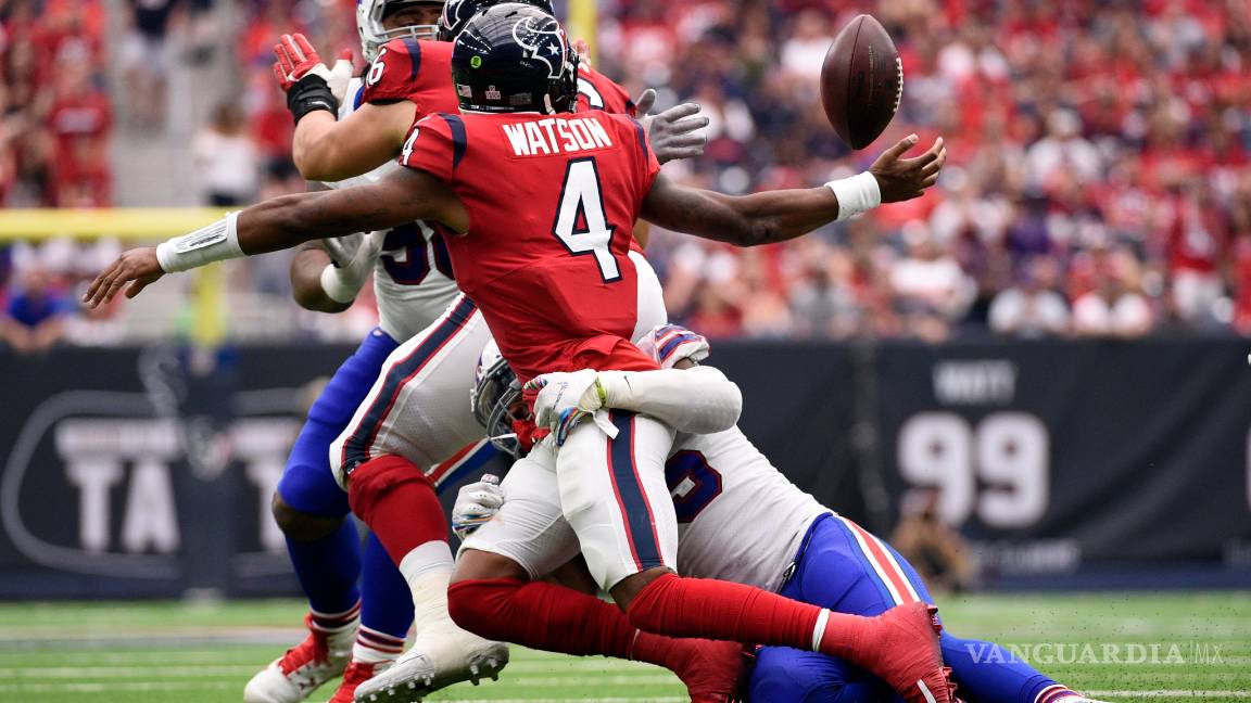 $!Joseph intercepta, corre y anota para darle la victoria a los Texans