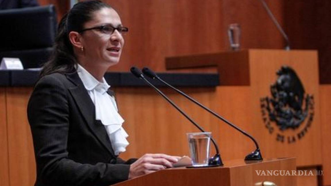 Golpean desconocidos a la senadora Ana Gabriela Guevara