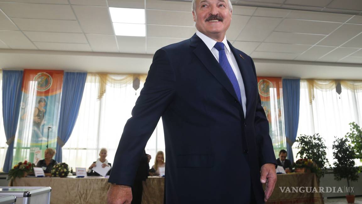 Gana Lukashenko las elecciones en Bielorrusia, gobierna al país redes 1994