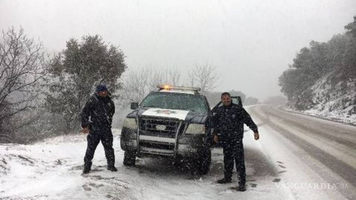 Cierran carretera de Sonora por nevada