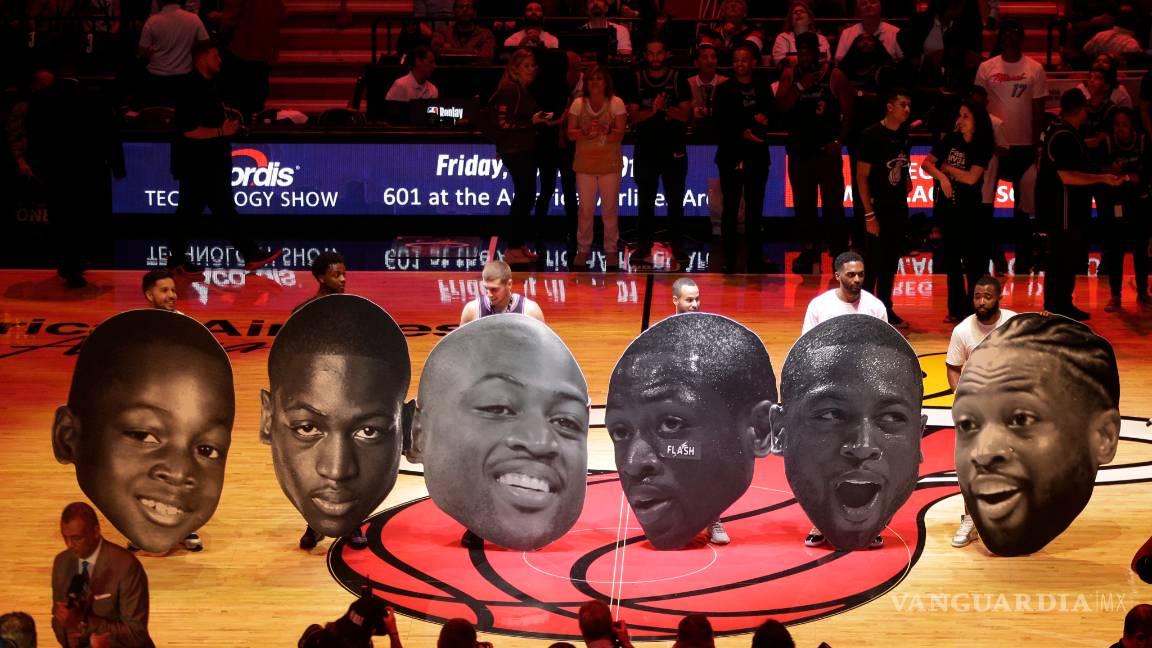 $!Se 'extingue' una llama del 'calor' de Miami: Dwayne Wade juega su último partido con el Heat