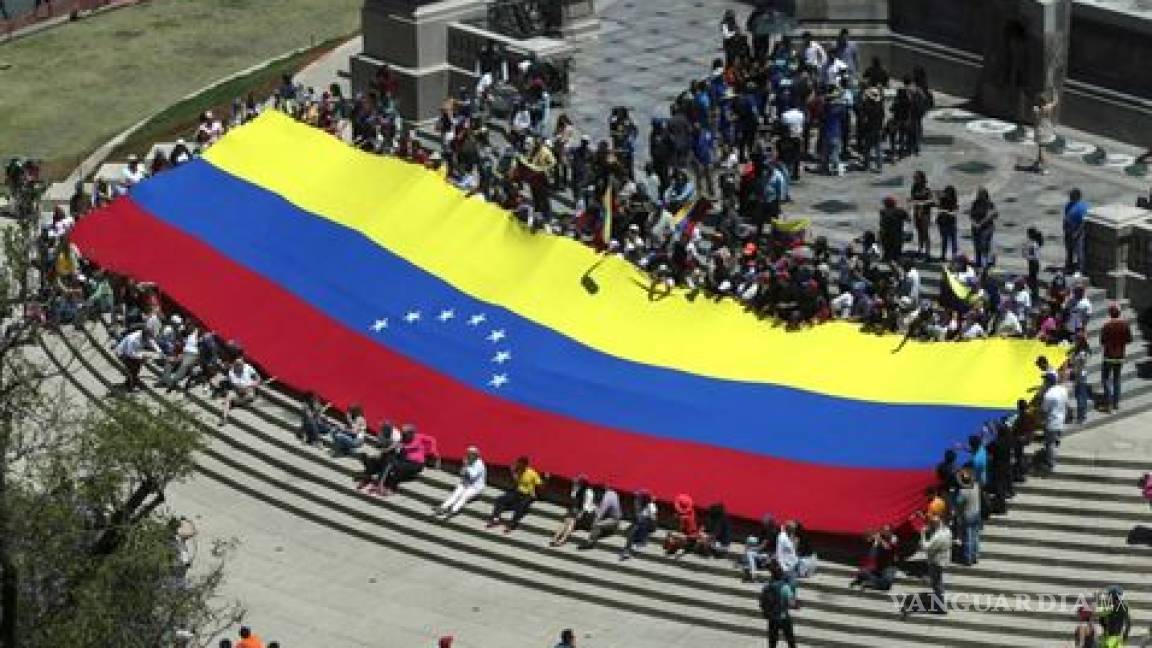 $!Venezolanos radicados en México protestan en el Ángel contra gobierno de Maduro