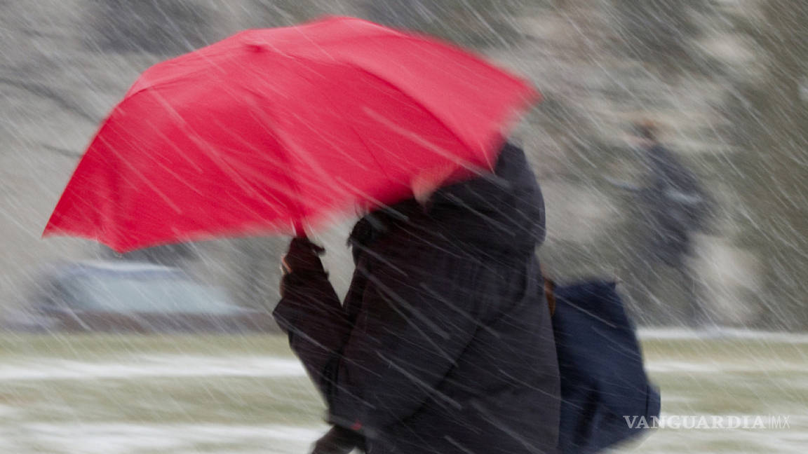 Piden a neoyorquinos no salir de casa ante llegada de poderosa tormenta invernal