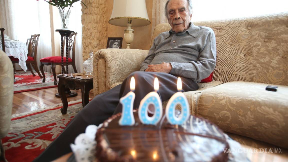 'Nacho' Trelles cumple 100 años de edad; le gustaría volver a jugar futbol
